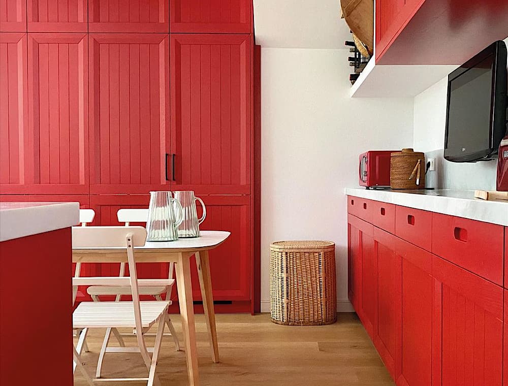 Red eco kitchen