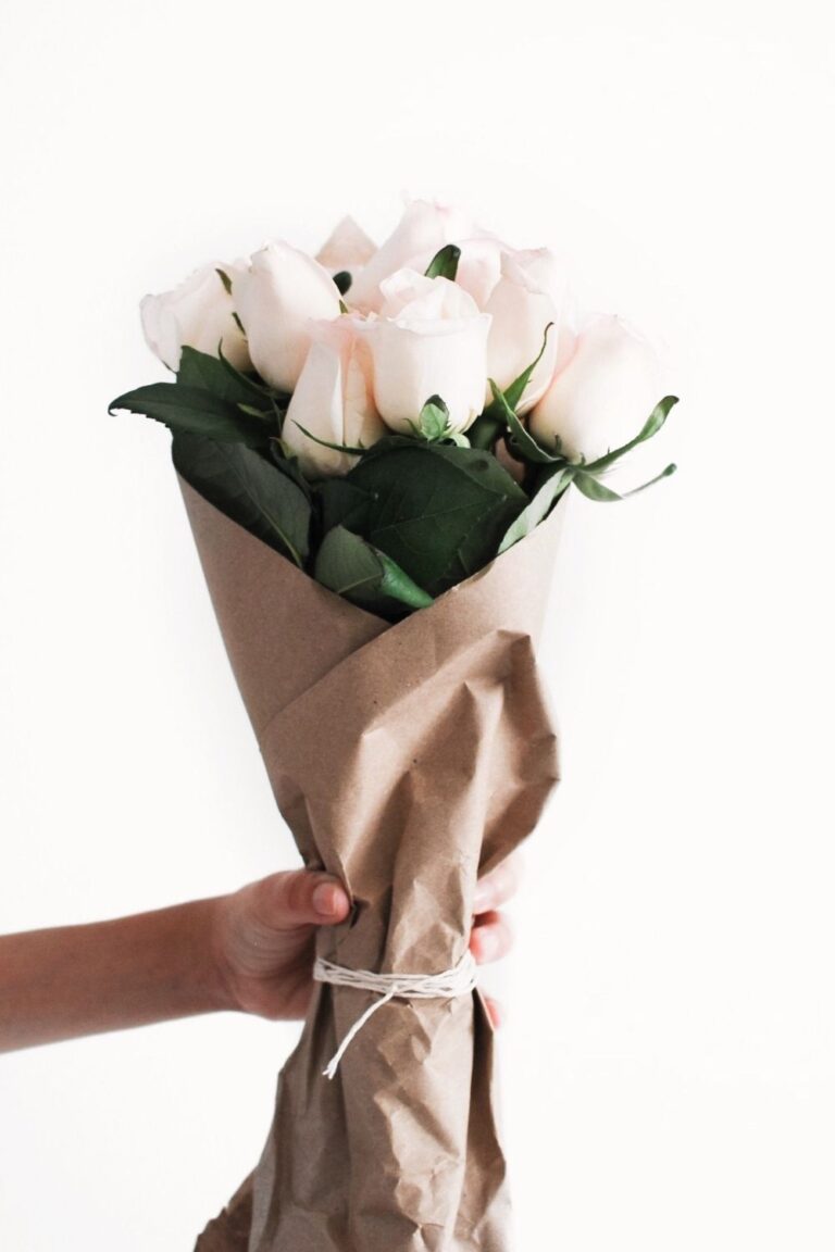 11 best truly sustainable flower shops that deliver to your doorstep