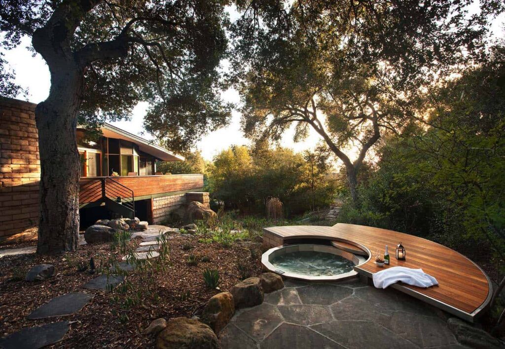 sustainable backyard hot tub design ideas