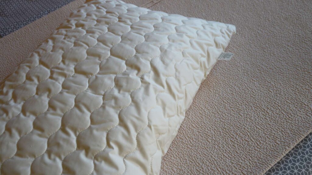 Best sustainable pillows in the UK from Natural Bed Company