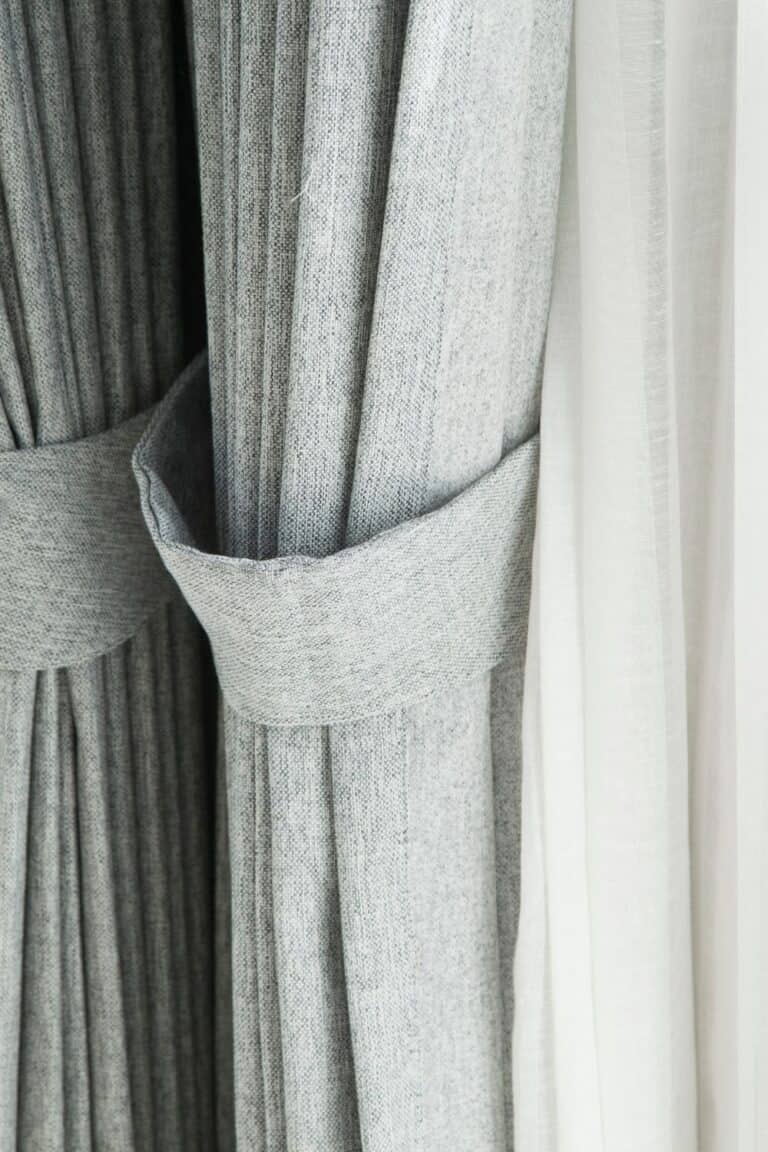How to Choose a Sustainable Curtain for Your Green Home? Feature