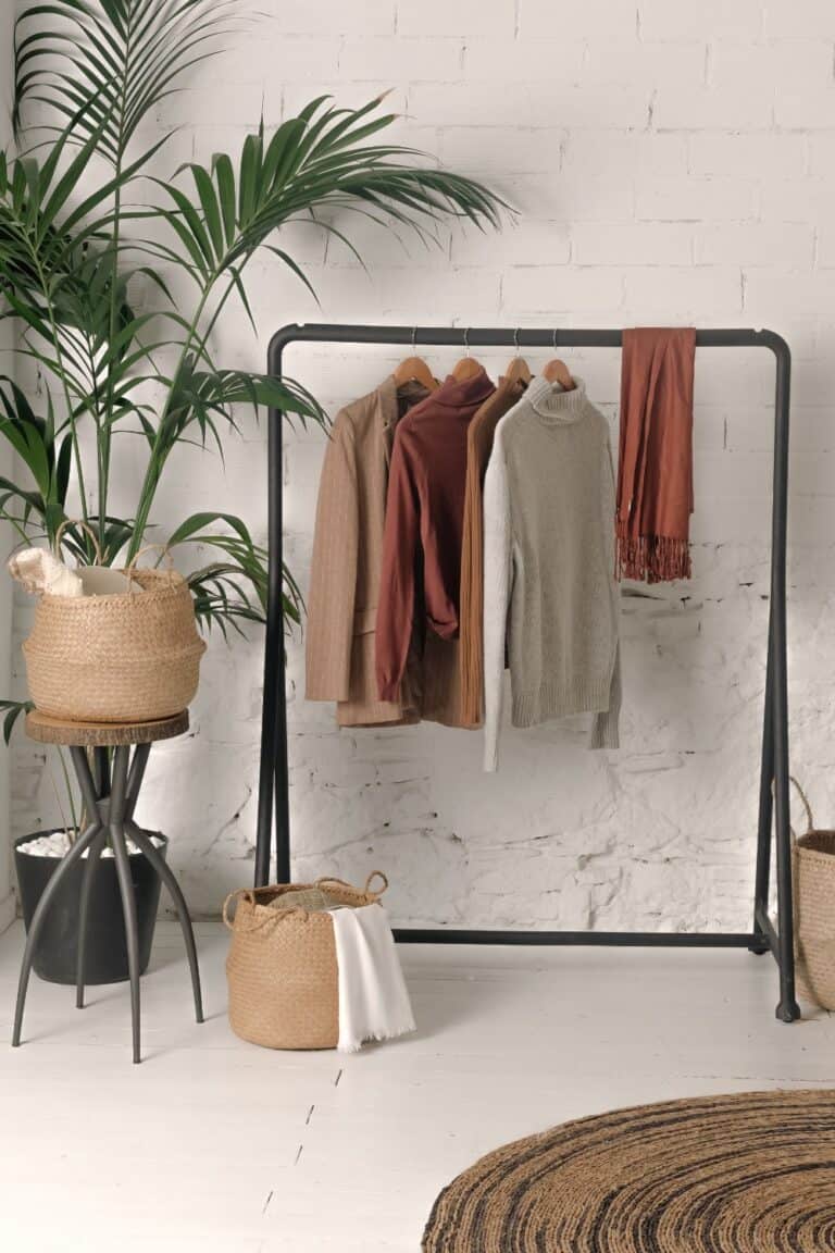 9 Best Sustainable Fashion Brands in the Netherlands